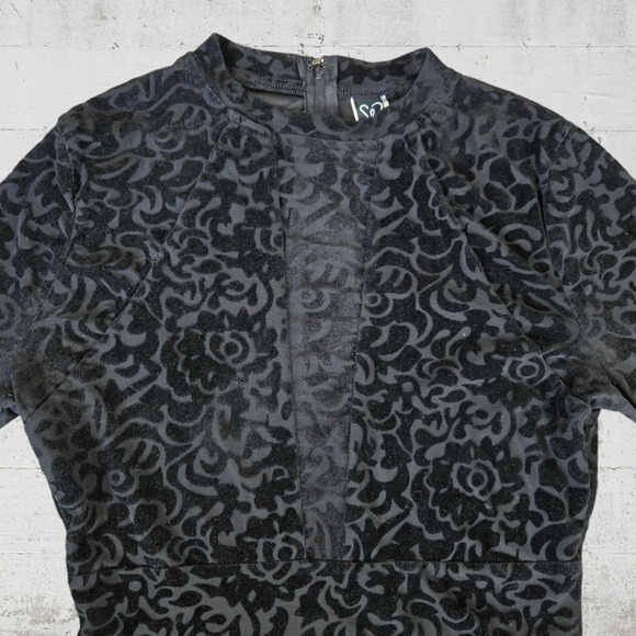 Windsor Black Floral Velour Embossed Deep V Mesh Panel Bodycon Dress Size Medium - Picture 3 of 7